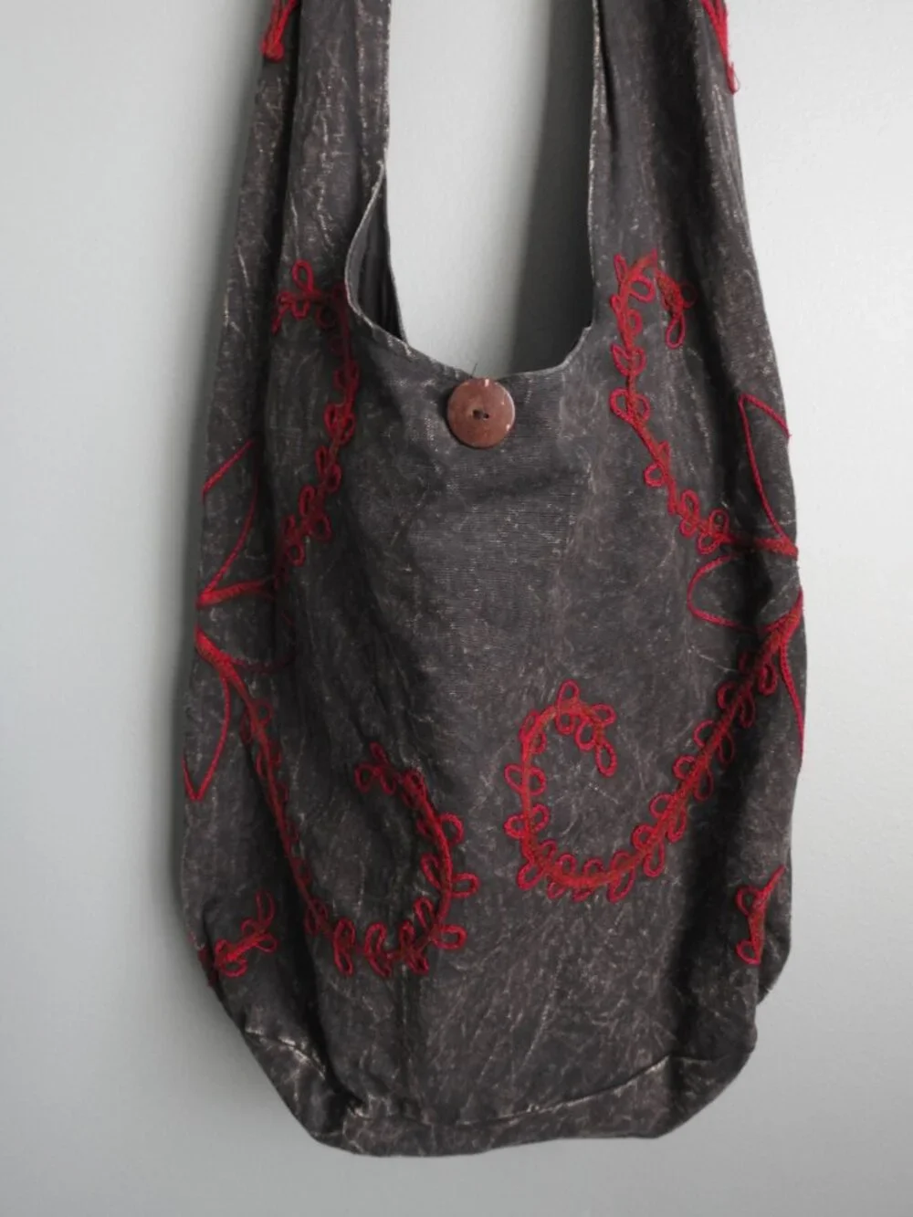 The Collection Royal Gray & Red Bohemian Shoulder Bag with Slouchy Design